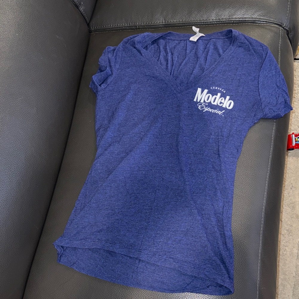 ModelCo Women's Navy V-Neck Tee